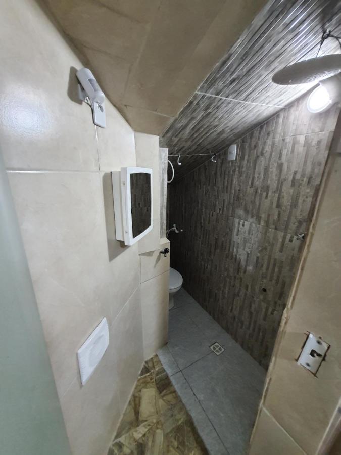 Casa 2 Quartos Na De Itapua Com Ar Salvador